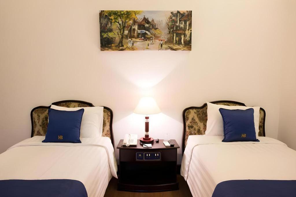 Hoa Binh Hotel Hanoi Exterior photo