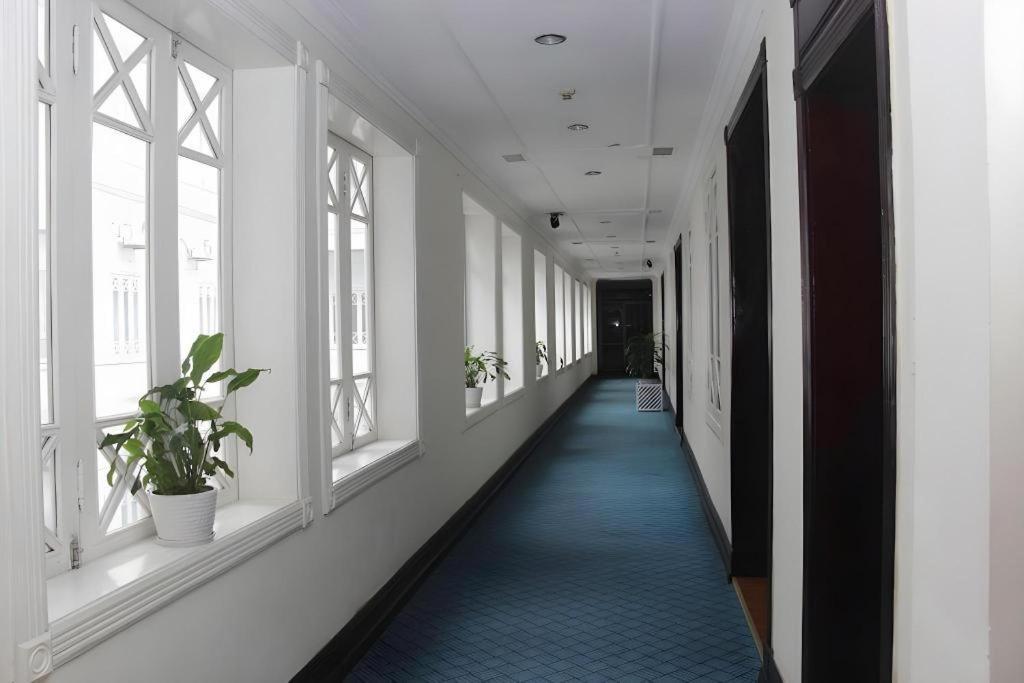 Hoa Binh Hotel Hanoi Exterior photo